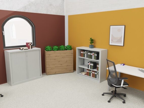 Armoire Rideaux SÉRIE PLUS gris clair H120 L120 dans un bureau moderne avec étagères, chaise ergonomique et plante décorative.