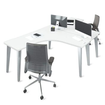 Bureaux symétriques bench élégance, aluminium et blanc, avec chaises, vue perspective.