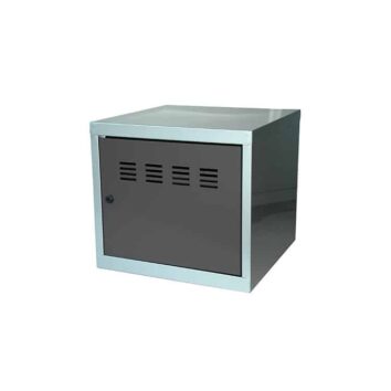 Casier cube en aluminium anthracite, compact et sécurisé, idéal pour bureaux et vestiaires.