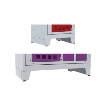 Plinthe de façade pour vestiaire multicases, vue latérale, finition moderne.