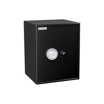 Petit coffre-fort noir anti-effraction HT 60 avec serrure à clé, idéal pour sécuriser vos biens précieux à domicile ou au bureau.