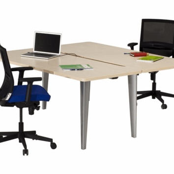 Bureau double de la gamme Ligne ÉLÉGANCE en aluminium et érable, deux postes simples, 80x80 cm chacun.