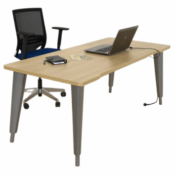 Bureau réglable en hauteur de la gamme Ligne ÉLÉGANCE, finition aluminium et chêne clair, avec chaise.