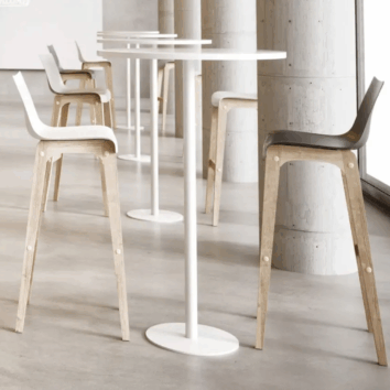 Tabouret dossier haut Quiétude - exemple 1