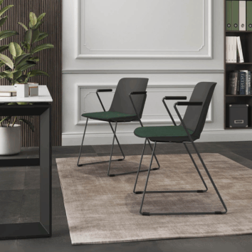 Chaise configurable avec ou sans accoudoirs - pieds classique ou pieds traineau - Gamme Optima