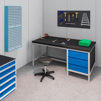 Tabouret d'atelier - en polyuréthane ou en bois - Gamme Épure - ambiance simple